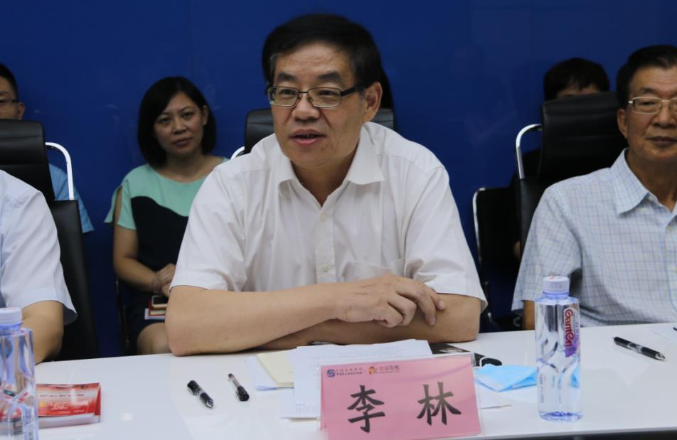 中国出版集团党组副书记、总经理黄志坚同志一行莅临法宣在线调研指导党建工作 中国出版集团党组副书记、总经理黄志坚同志一行莅临法宣在线调研指导党建工作