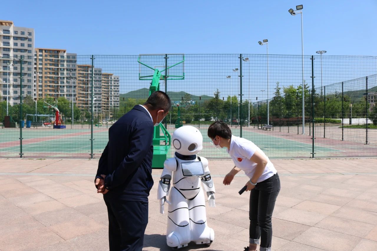 公共法律服务无人亭和公共法律服务机器人在吉林汪清亮相啦