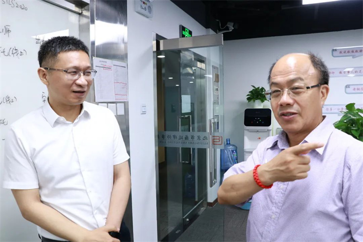 桂客学院院长刘桂明走访北京市盛廷律师事务所04.jpg